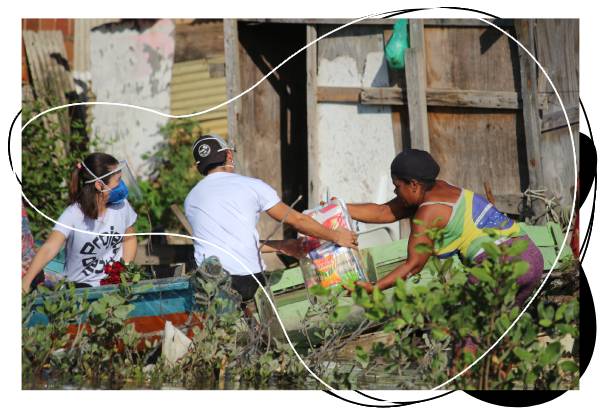 Foto da ação de dia das mães nas Palafitas